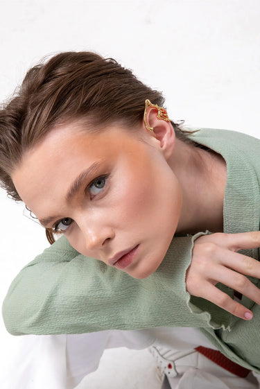 ELIXIR Ear Cuffs. Melting flows design, screw-back ear cuffs, no piercings needed. 18K gold vermeil, handmade, hypoallergenic, water-resistant
